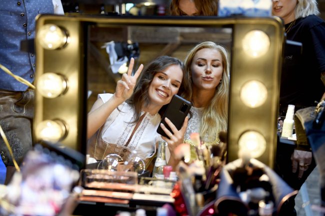 ALT Darya Birnstiel (li.) und Tiger Kirchharz @API-MT für B2G